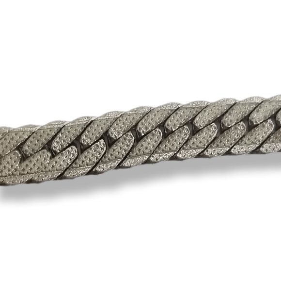 MONET 1960s SILVERPLATED HERRINGBONE CHAIN BRACELET - Picture 8 of 8